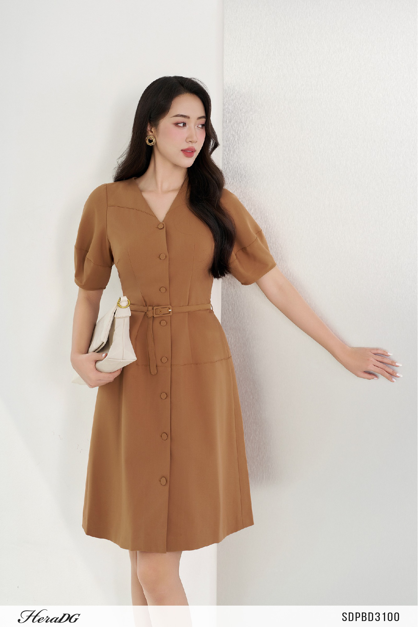 Đầm xoè xếp ly