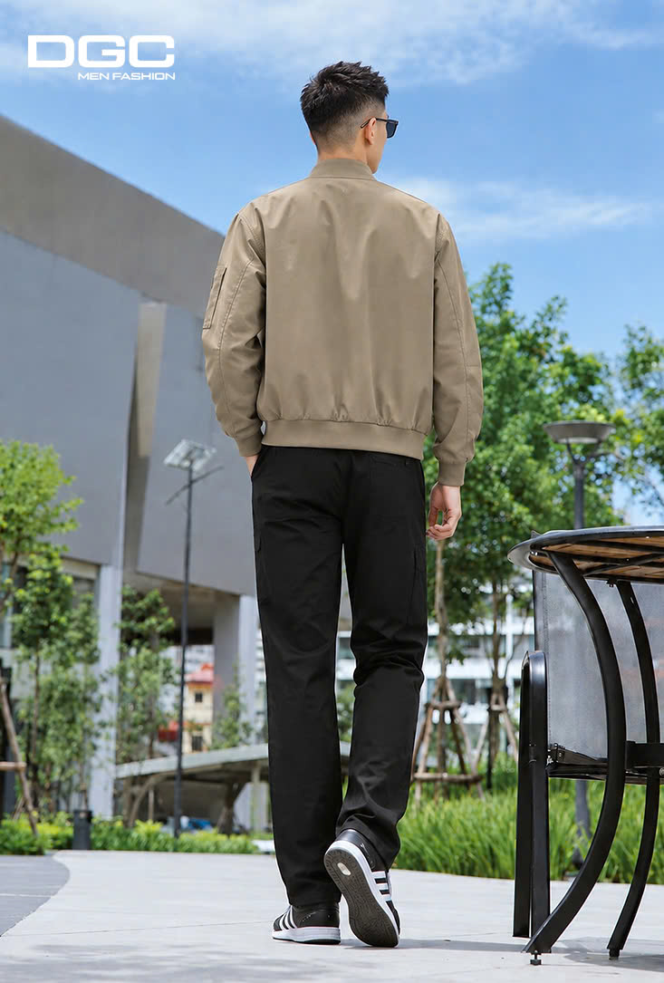 Ảnh của Áo bomber 2 lớp